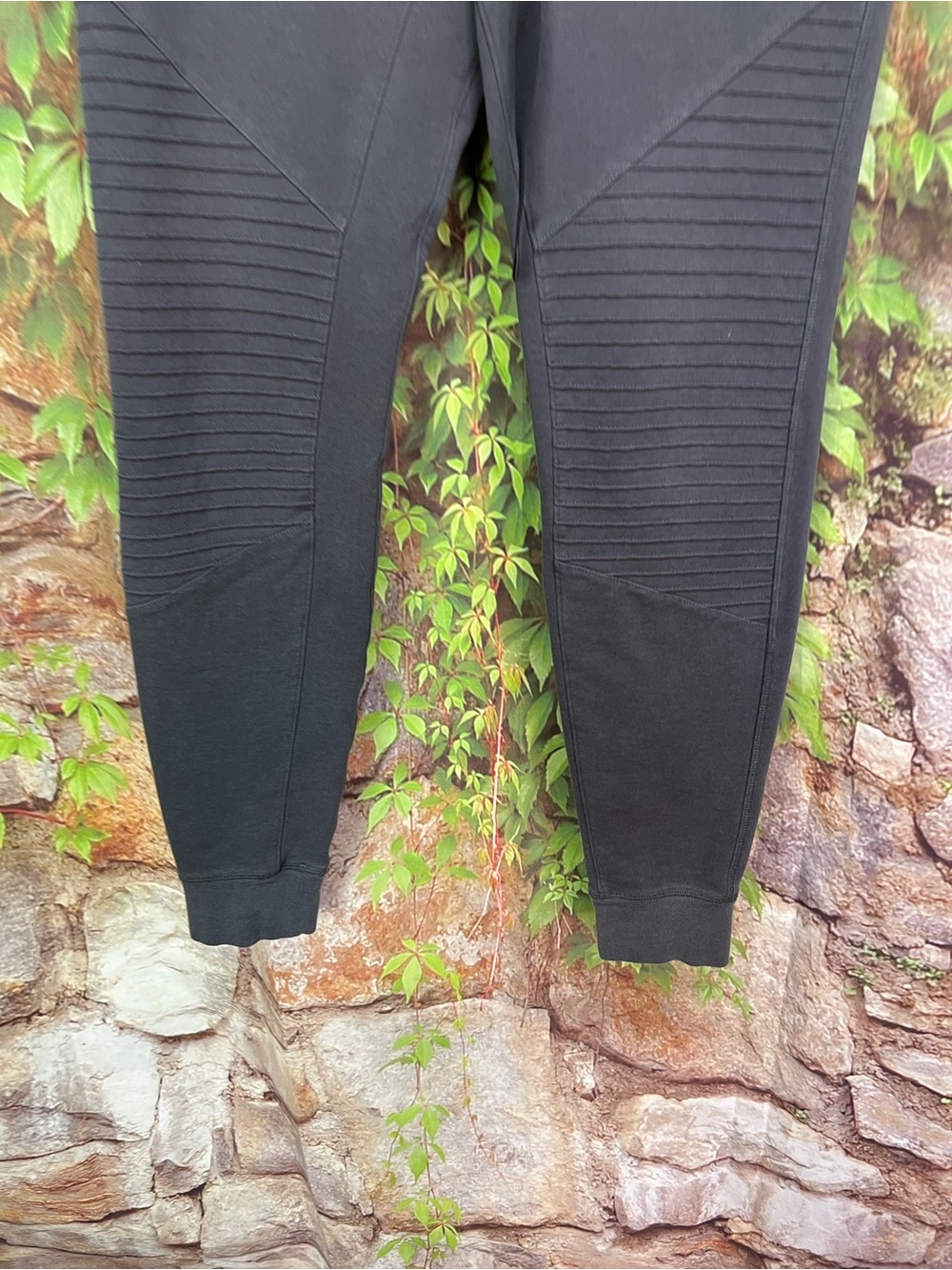 ALO YOGA Charcoal Gray Moto Style Jogger Pants Athleisure, S - Picture 6 of 11